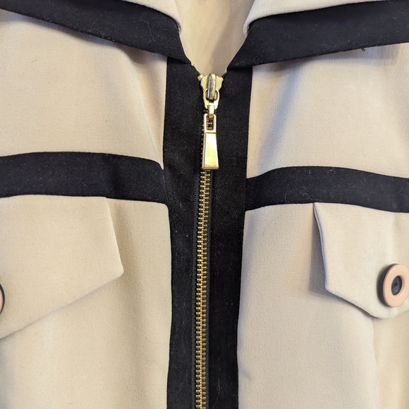 Joseph Ribkoff Cream and Black Blazer Tailored Zip-Front - Picture 8 of 14